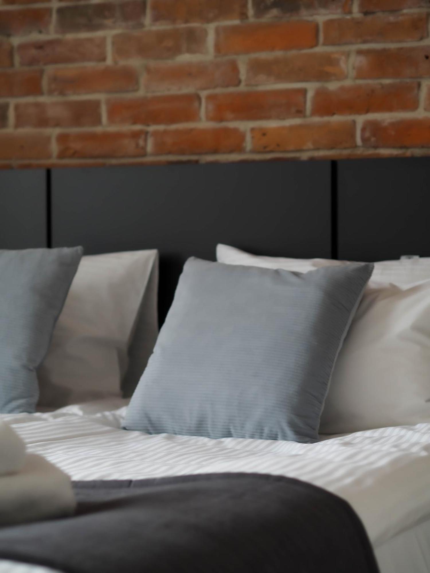 Carvala Boutique Apartments Częstochowa Esterno foto