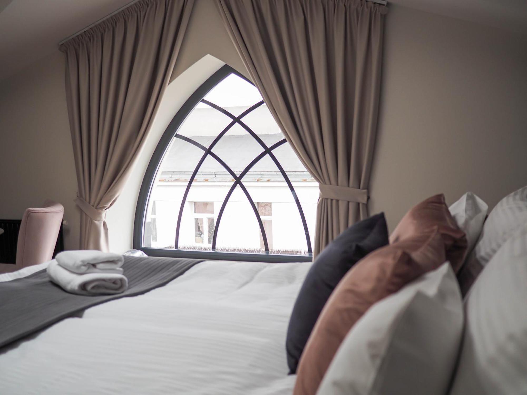 Carvala Boutique Apartments Częstochowa Esterno foto