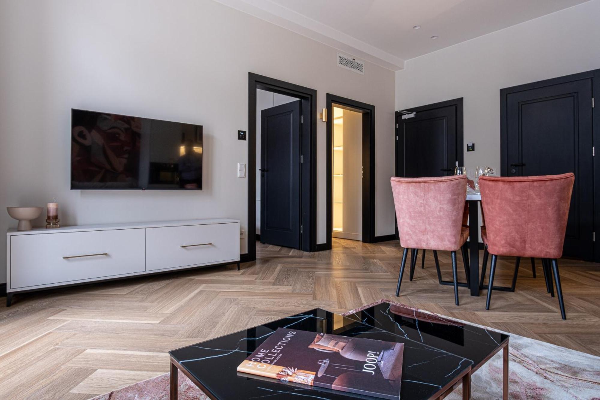 Carvala Boutique Apartments Częstochowa Esterno foto